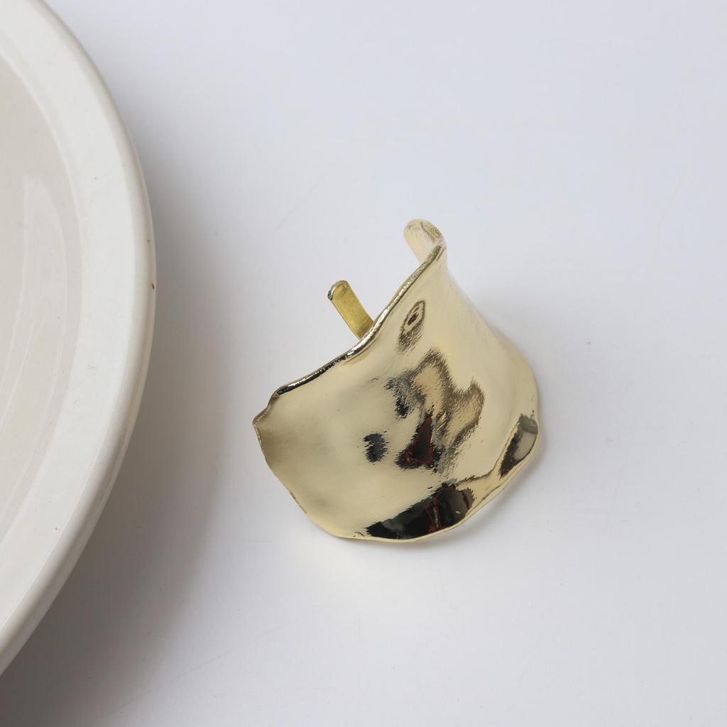 2025 Koreansk Metall Texturerad Hårnålsklämma för Låga Hästsvansar - Högkvalitativ Damhåraccessoar