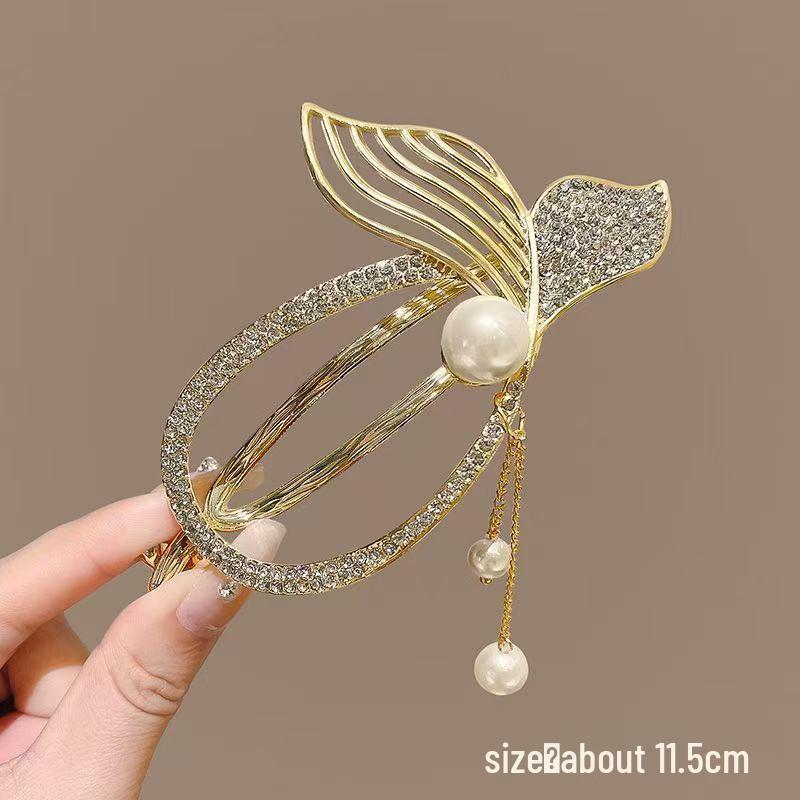 

Exquisite Butterfly Flower Tassel Claw Clip with Pearl Pendant