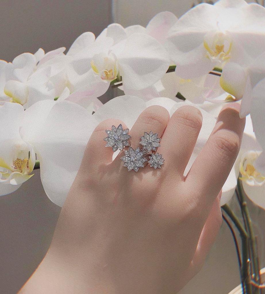 Vintage Hot Brand Women's Ring Luxury Jewelry For Women Designer 925 Silver Flower Ring High Quality Fashion Lady Party Rings