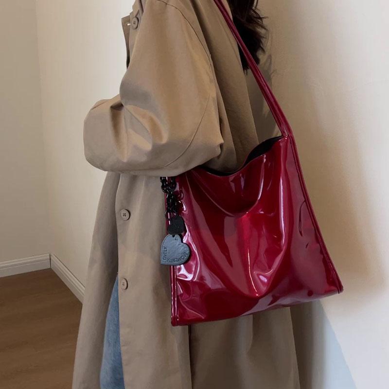 Red Patent Leather Large Capacity Tote Bag Classic Texture Shoulder Underarm Bag Lady Fall Winter New Fashion Commuter Pack