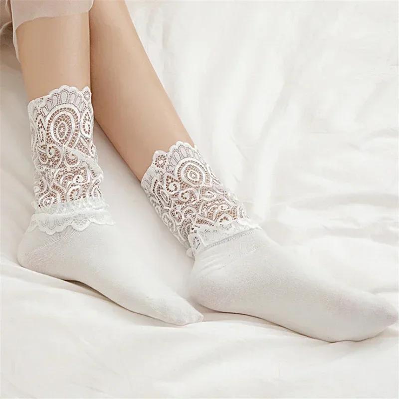 Sexy Lace Floral Mesh Socks Women Black Transparent Short Cotton Sock For Ladies Elastic Retro Cute Socks Female New 2025