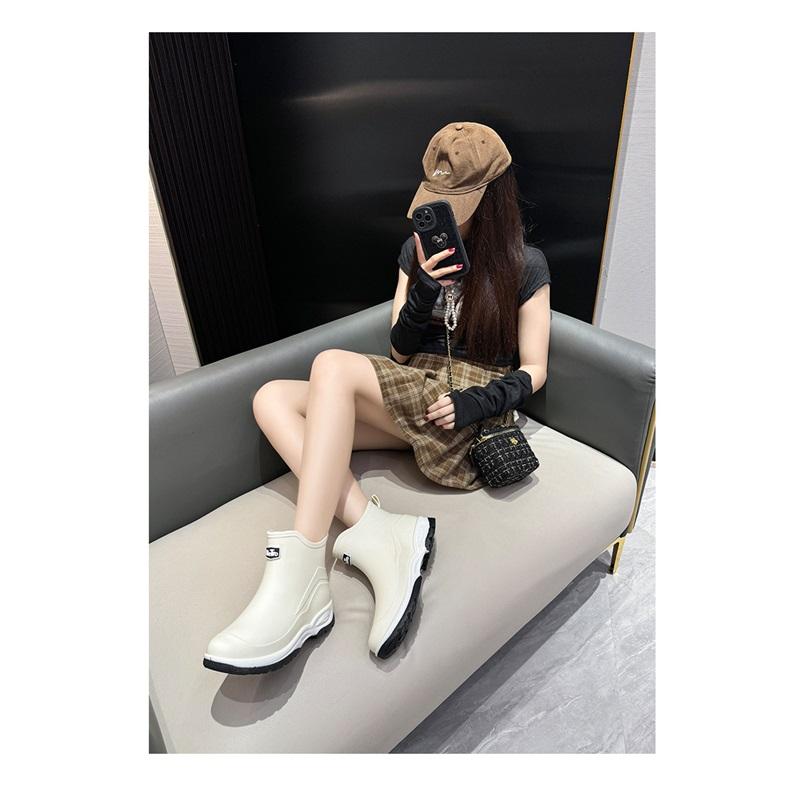 Couples Outdoor Casual Comfortable Anti Slip Waterproof Wear Resistant Short Tube Rain Shoes