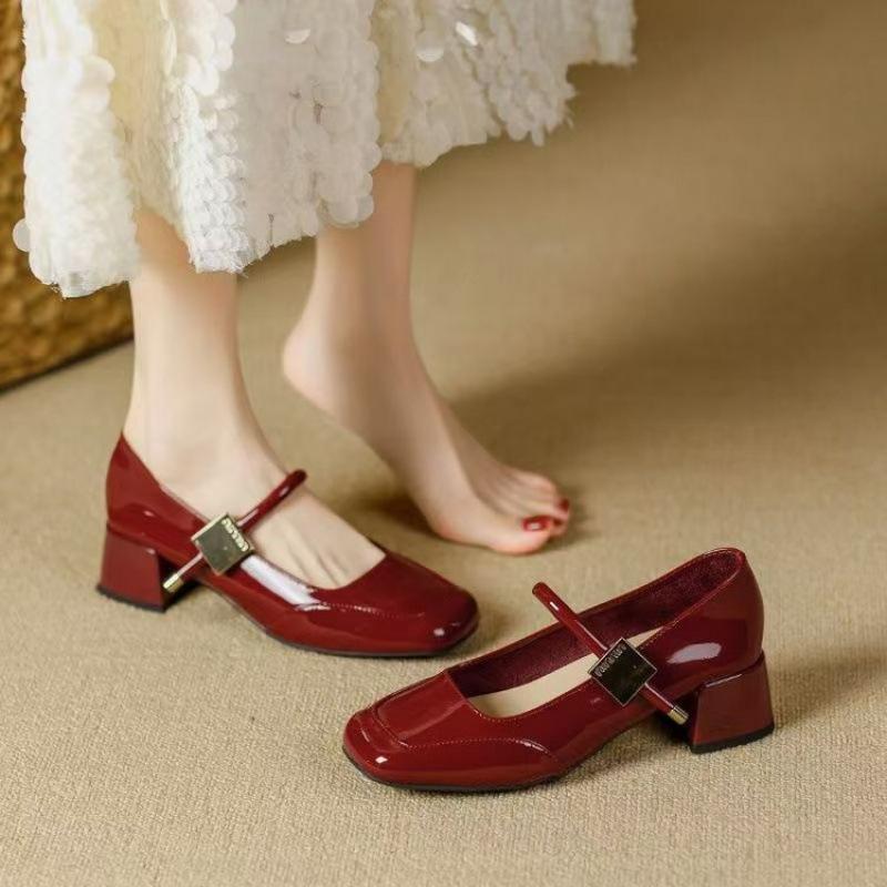 Retro Mary temperament rare shoes red light mouth leather shoes 2025 new evening French fashion square head single shoes women's shoes