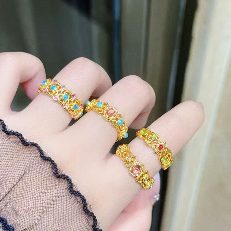 Classical Hollow Flower Vine Pigeon Open Ring Medieval Vintage Temperament Color Treasure Personality Ring