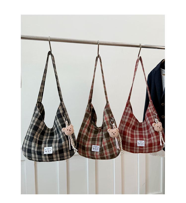 Japanese Retro Plaid Literary Tote: Versatile, Simple, Large-Capacity Shoulder Bag for Women