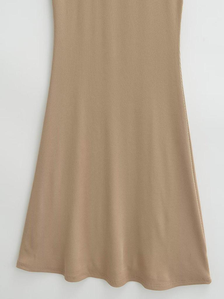 2025 European Sleeveless Slim-Fit Waist-Cinching Mermaid Skirt