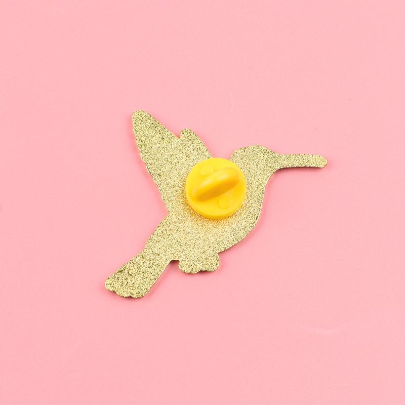 16pcs Adorable Hummingbird Enamel Pins for Decorating Backpacks Charming Additions for Jewelry Gifts Brooches or Lapel Badges