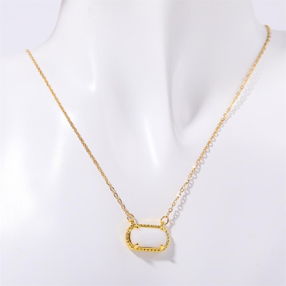 

Twelfth Birthday Stone Colored Zircon Necklace Temperament Emerald Egg Oval Birthday Clavicle Chain