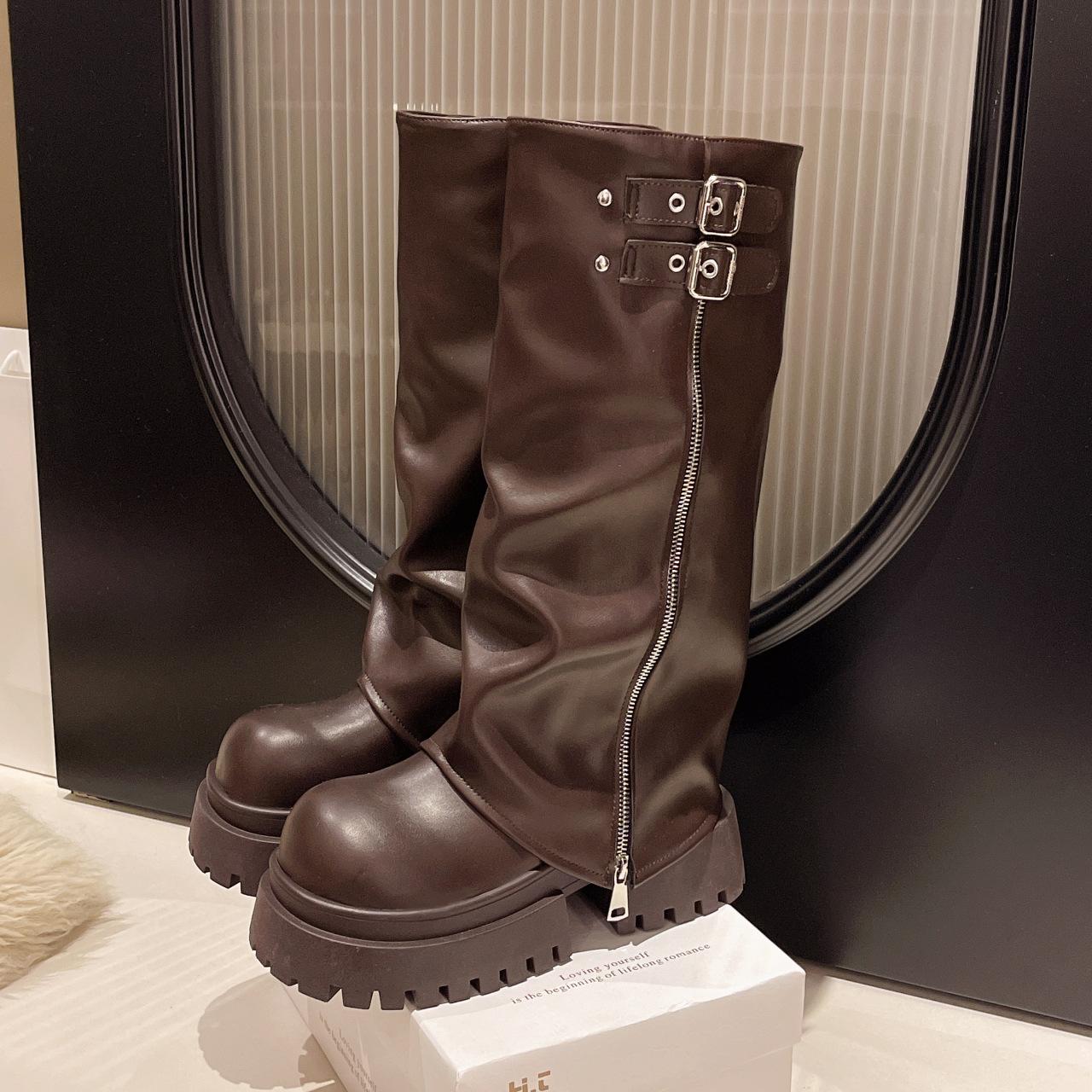 

Мягкая кожа брюки с широкими носками ботфорты ботфорты женские осень 2025 новые милый и крутой стиль на толстой подошве ковбойские сапоги высокие сапоги-рыцари 40 коричневый