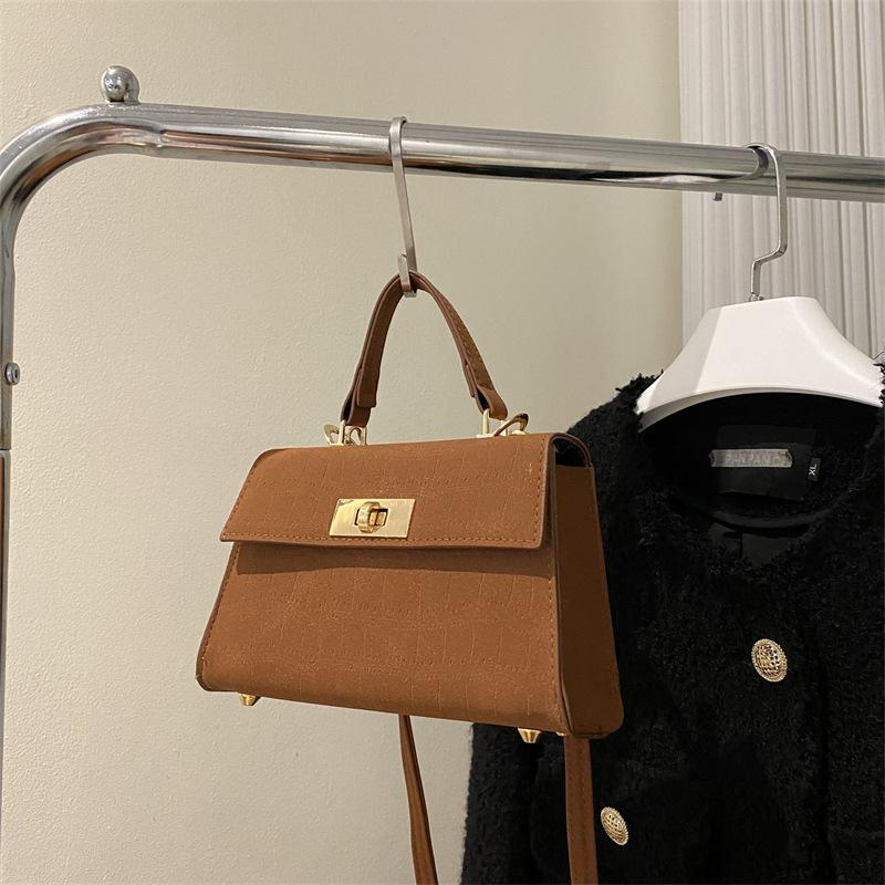 Bag Women's Bag New 2 Spring Fashion Crossbody Simple Commuter Bag Tide Simple Shoulder Popular Bag