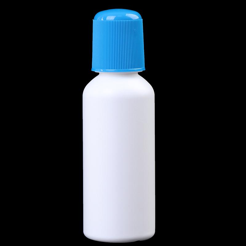 

Бутылка с аппликатором губки. Бутылка с лекарственной жидкостью емкостью 100 мл с губкой. синий