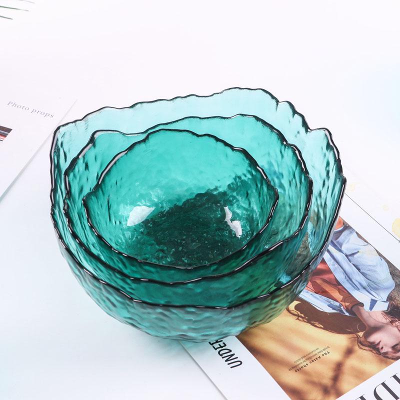 Japanese Hammered Gold Rim Glass Bowl: Heat-Resistant, Transparent, Irregular for Fruit Salad or Noodles