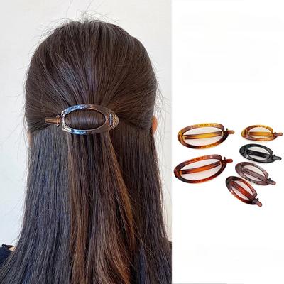 Presilha Twist Retrô Simples para Rabo de Cavalo Acessório de Cabeça Feminino Presilha de Cabelo Adereço de Cabeça Meninas Crianças Mulheres Acessórios de Cabelo