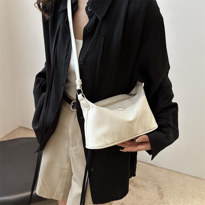 Neue lässige Tasche Temperamentvoll und modisch Die diesjährige modische Umhängetasche für Frauen Im Sommer Lässige Ein-Schulter-Tasche