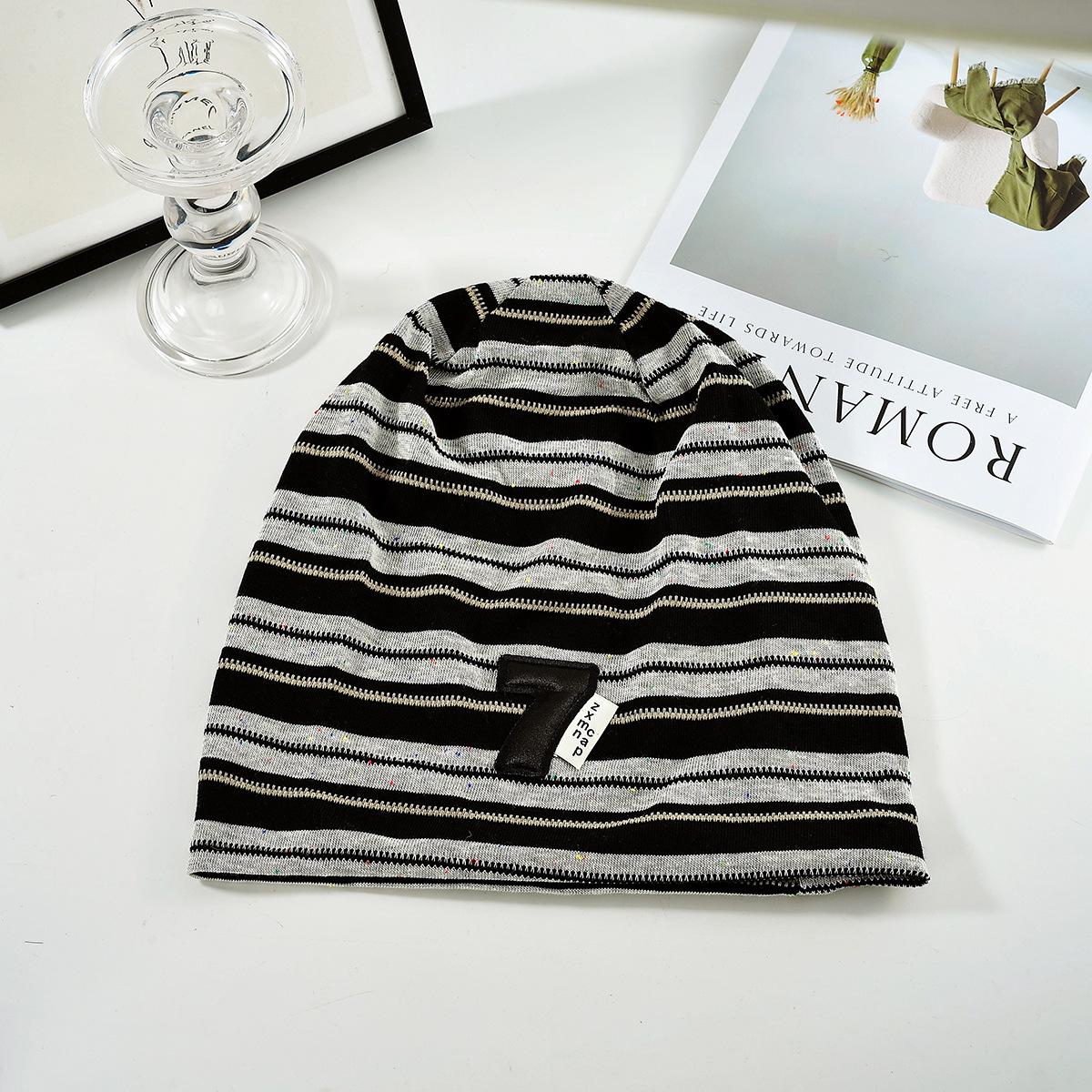 

Japanese-Korean Striped Slouchy Beanie - Casual, Versatile Street Style Hat for Sweet and Spicy Looks One Size чорний