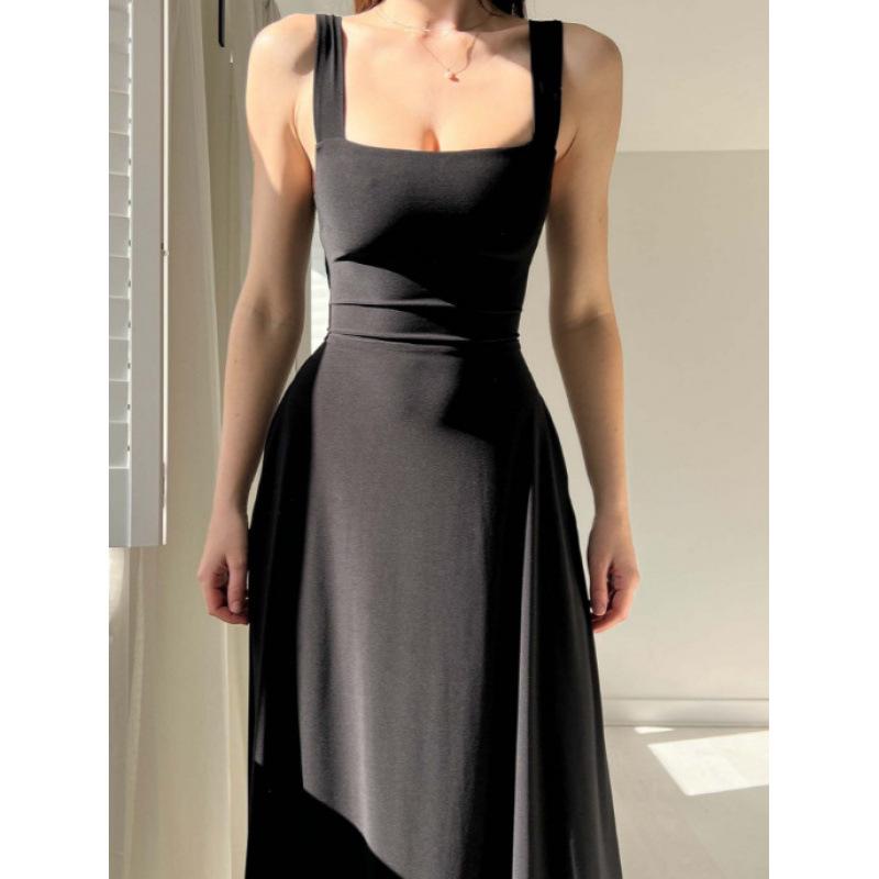 

Европейское и американское летнее женское платье с широкими бретелями и приталенным силуэтом M