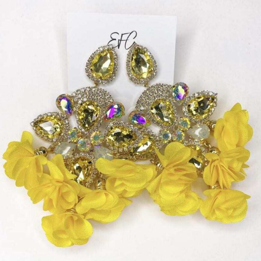 Kaimei Fashion Jewelry Boho Earrings Big Earrings for Women Rhinestones Pendant Crystal Statement Drop Earrings Fashion Jewelry