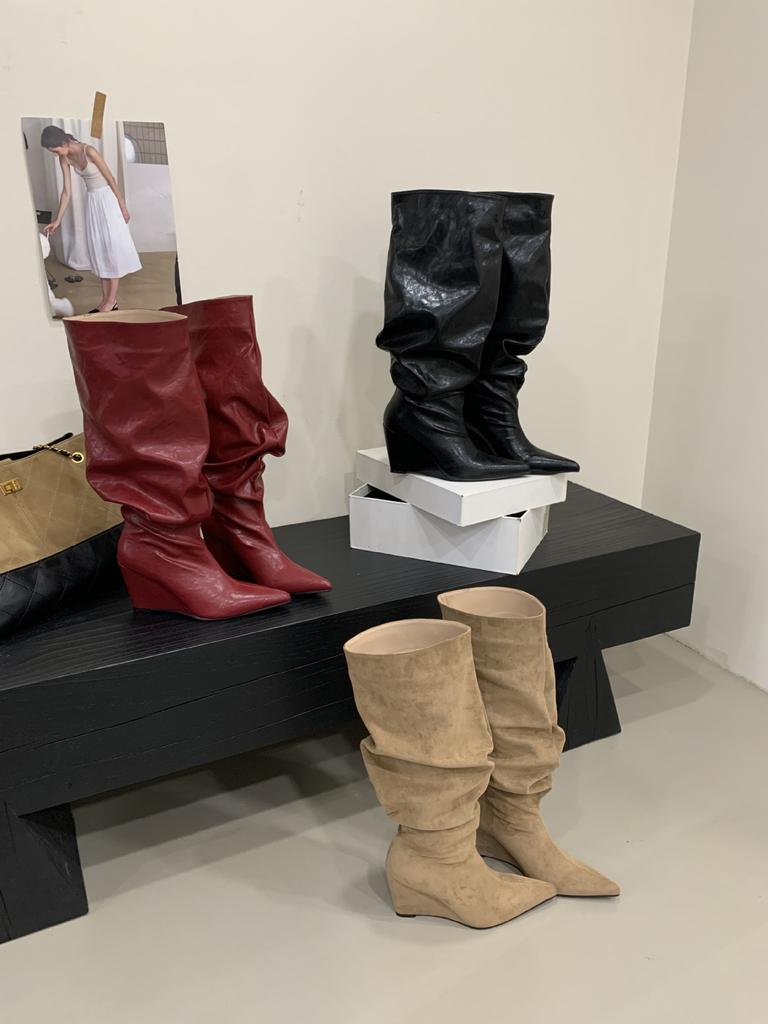 Pointed Heel Folded Pile Boots Women's Burgundy But Knee Knight Boots Skinny Large Couture Boots