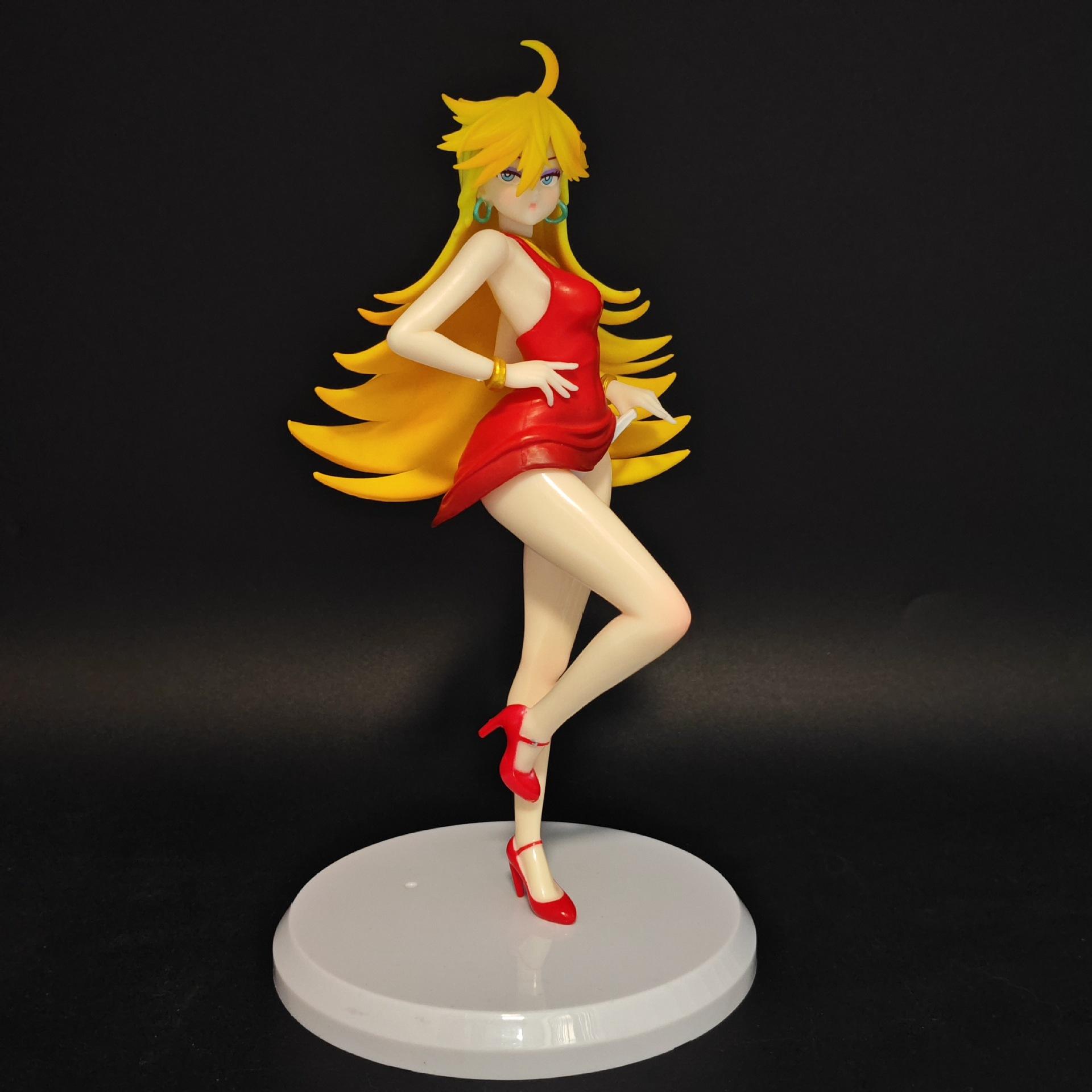 

Panty Anime Figure And Stocking With Garterbelt Strap Angel Blonde Girl Statue Desktop Chassis Decor Collectible Model Poseable Articulated Scale