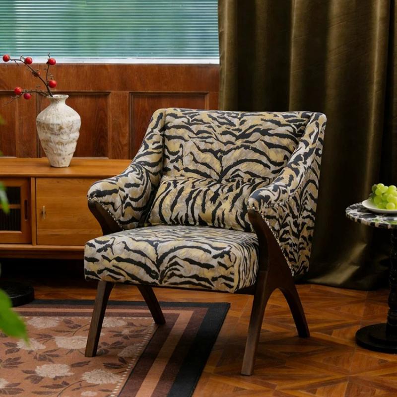 Floor Wooden Chairs Single Sofa Green Art Leisure Chairs Comfy Arm Vanity Living Antique Poltrona Design Mid Century Furniture