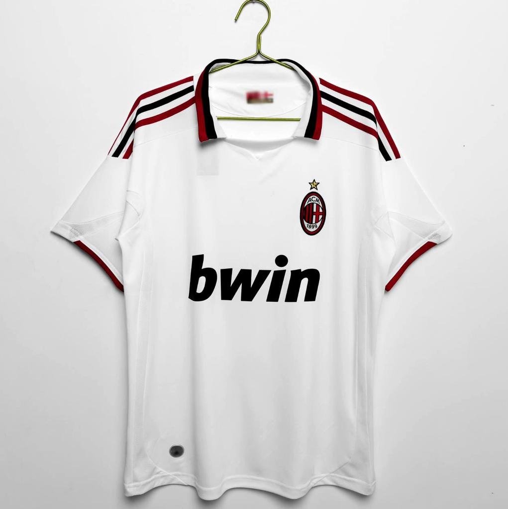 Source: Retro football uniform: Brazil-Real Madrid-Manchester United nostalgic version short-sleeved jersey