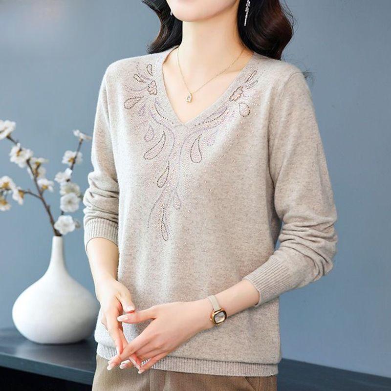 Autumn/winter Women's Knitwear Plus-size Sweaters Loose Pullover Knited Sweater V Neck Jumper