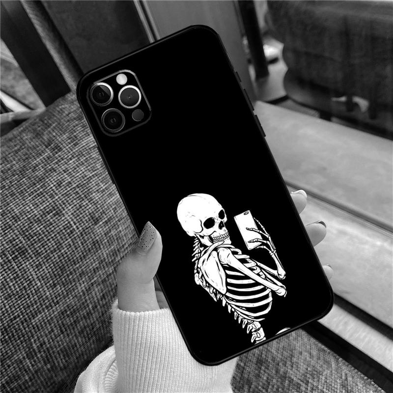 Gothic Fashion Skull Phone Case For iPhone 11 12 13 14 15 16 Pro Max 12 13 Mini X XR XS MAX 14 Plus Cover