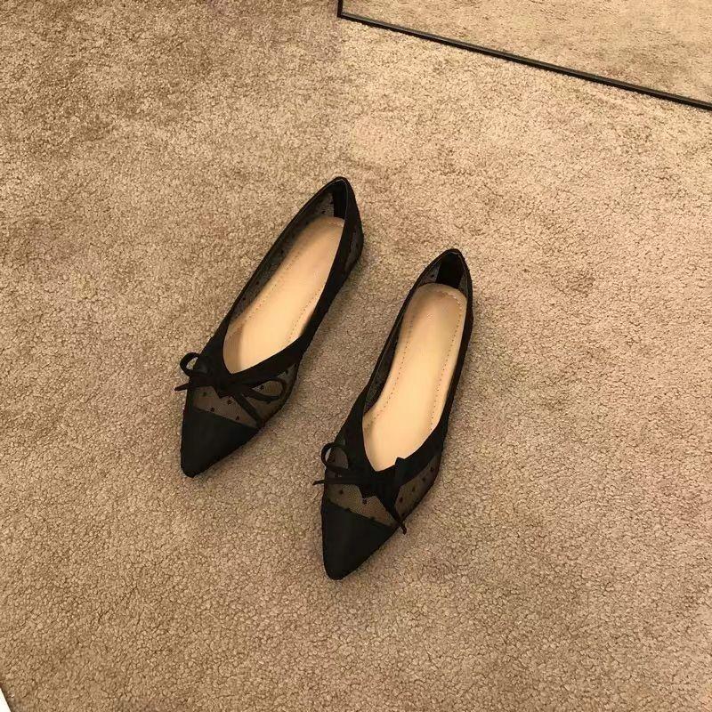Pointed bow soft sole shallow mouth breathable single shoes women's 2026 summer flat bottom polka dot mesh Doudou fairy shoes