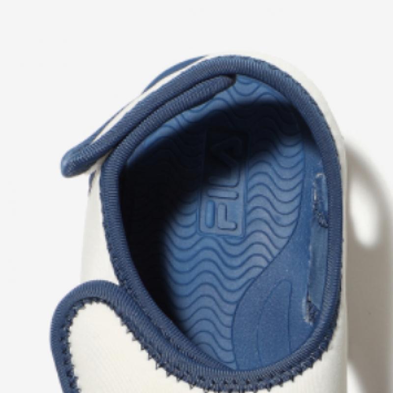 [fila Kids] Kids Feel Light Uni Sandals  3sm01923e 400  Q0z3sm01923e400