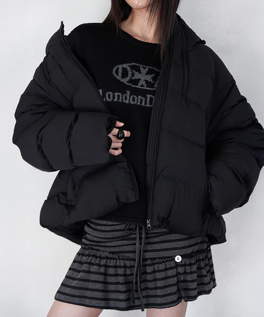 Leondeondada Signature Logo Round Neck Knit, Black