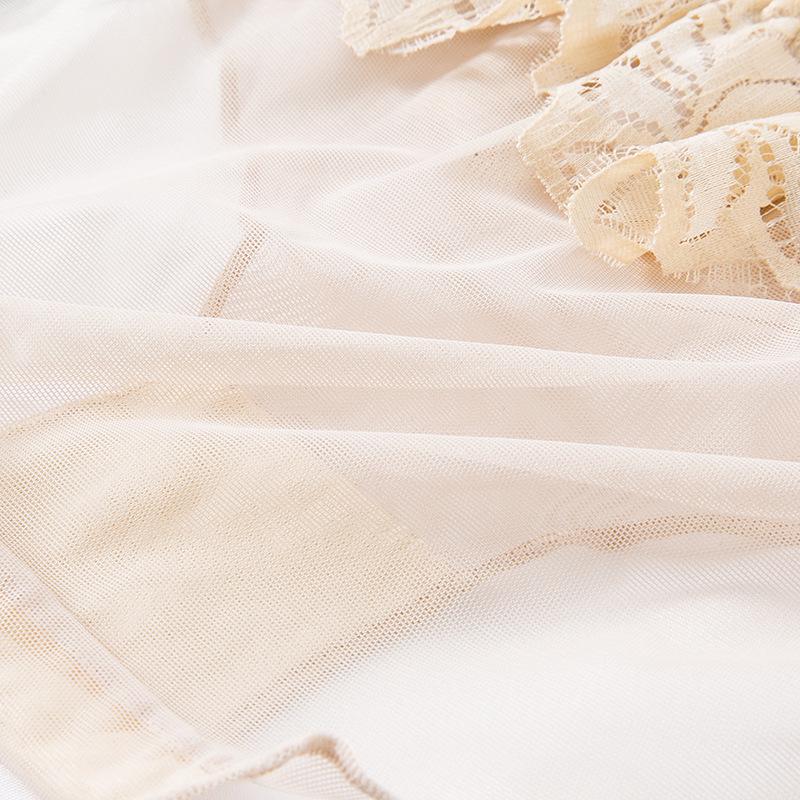 Women's Low-Waist Lace Hip-Lifting Panties with Pure Cotton Crotch