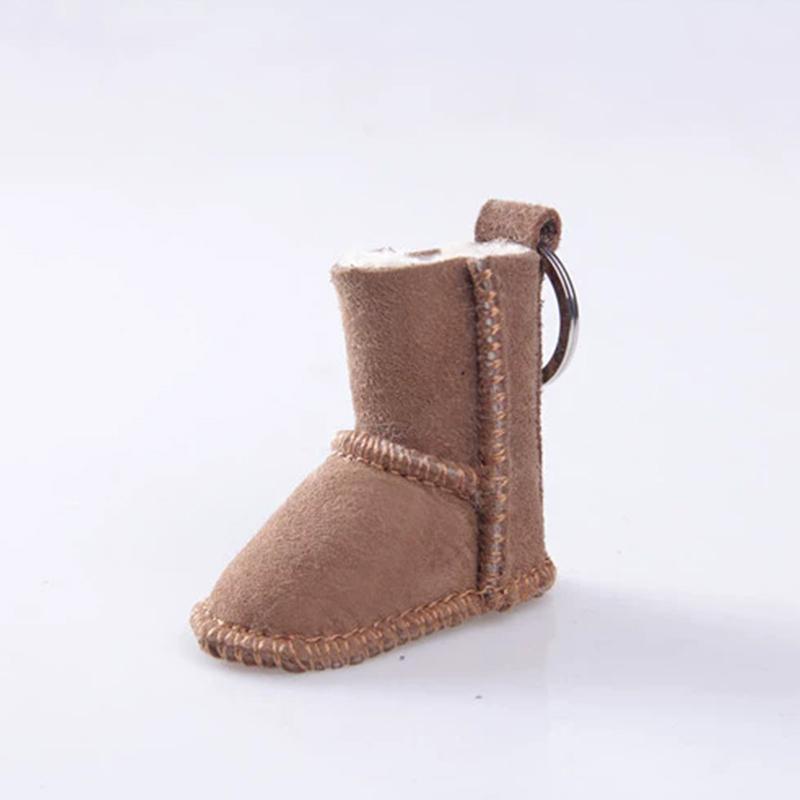 

Luxury Fluffy Pompom Boot Shoe Keychain For Women Car Key Chain Bagpack Charm Accessories Pendant