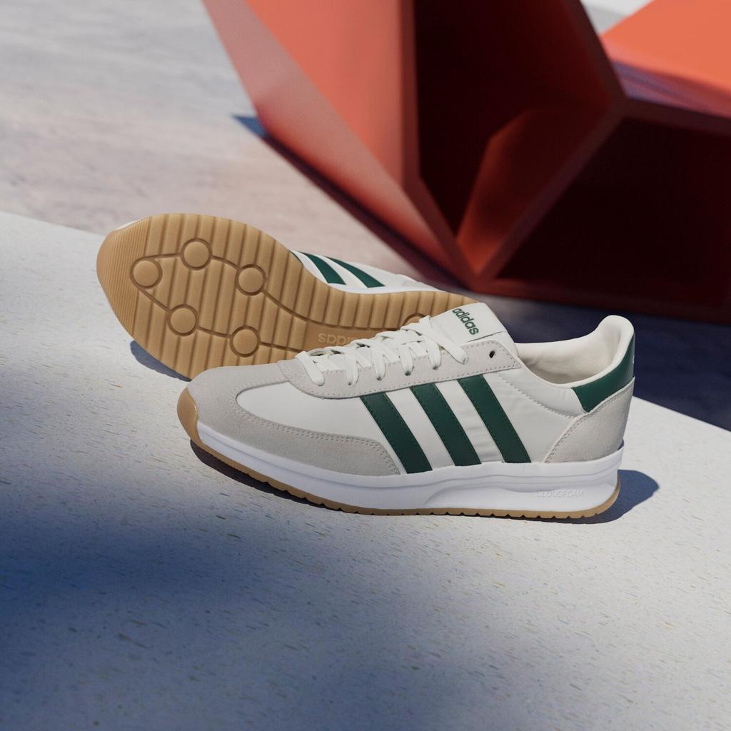 Кроссовки Adidas Run 70s 2.0 основной белый/коллегиальный зеленый/офф белый
