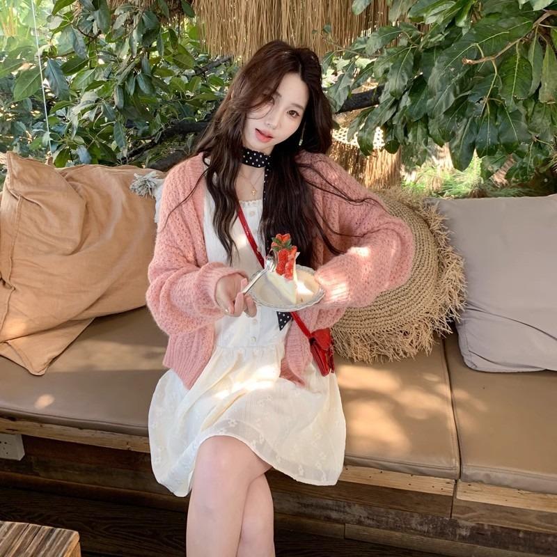 French sweet style hollow yellow women's knitted cardigan, spring and autumn new lazy fashion jacket loose7052#