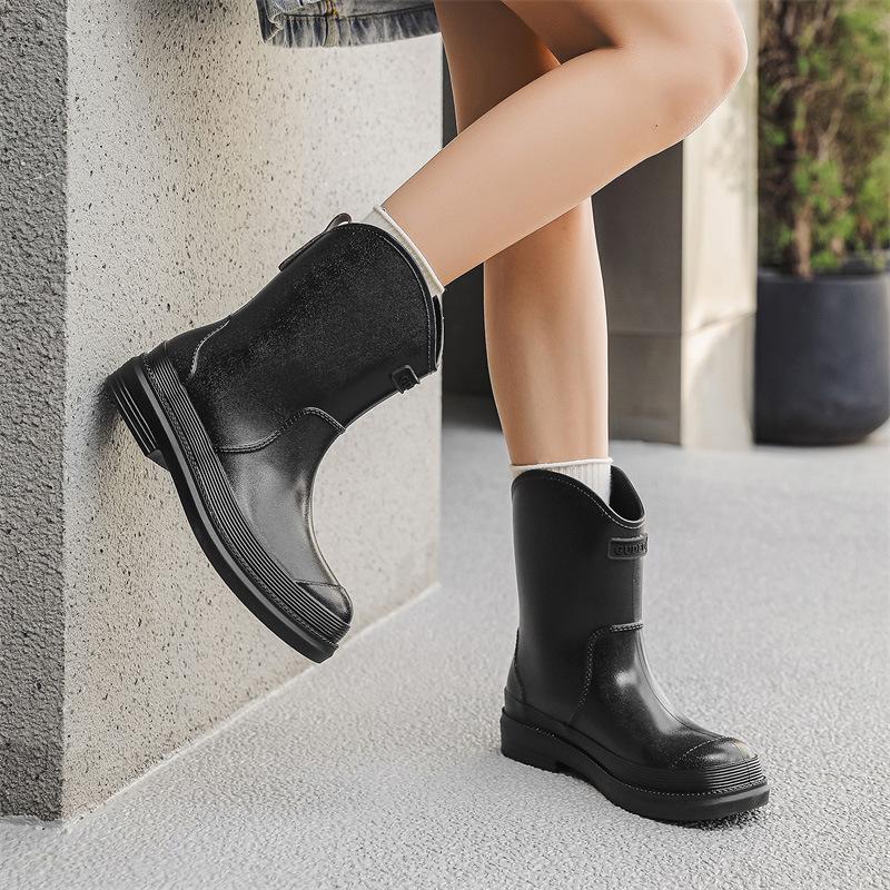 Non-slip Women's Rain Boots Adult Mid-tube Women's Waterproof Water Shoes Outdoor Kitchen Work Rain Boots Plus Velvet Rubber Shoes