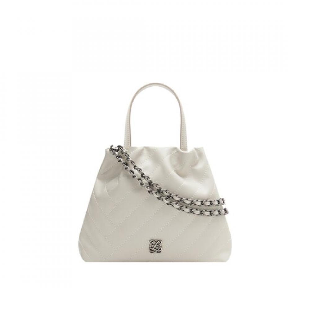 Louis Quatorze Women L quiLting shouLder Bag Ivory Hs1qt02iv