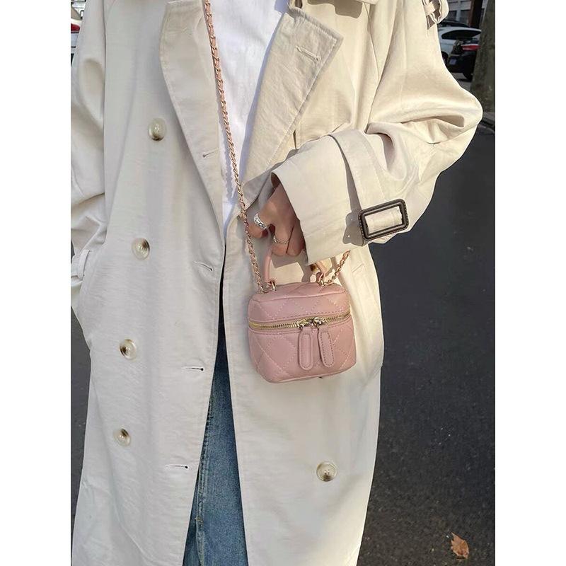 2026 New Fashion Texture Niche One Shoulder Crossbody Bag Mini Rhombus Chain Small Bag Women's Bag
