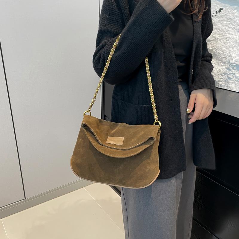 

Нишевый дизайн, цепочка, ретро-сумка, 2025 новинка, матовая имитация лосиной кожи, сумка-мессенджер, женская плечевая сумка, сумка под мышкой, сумка-бродяга 31*10*18.5 хаки