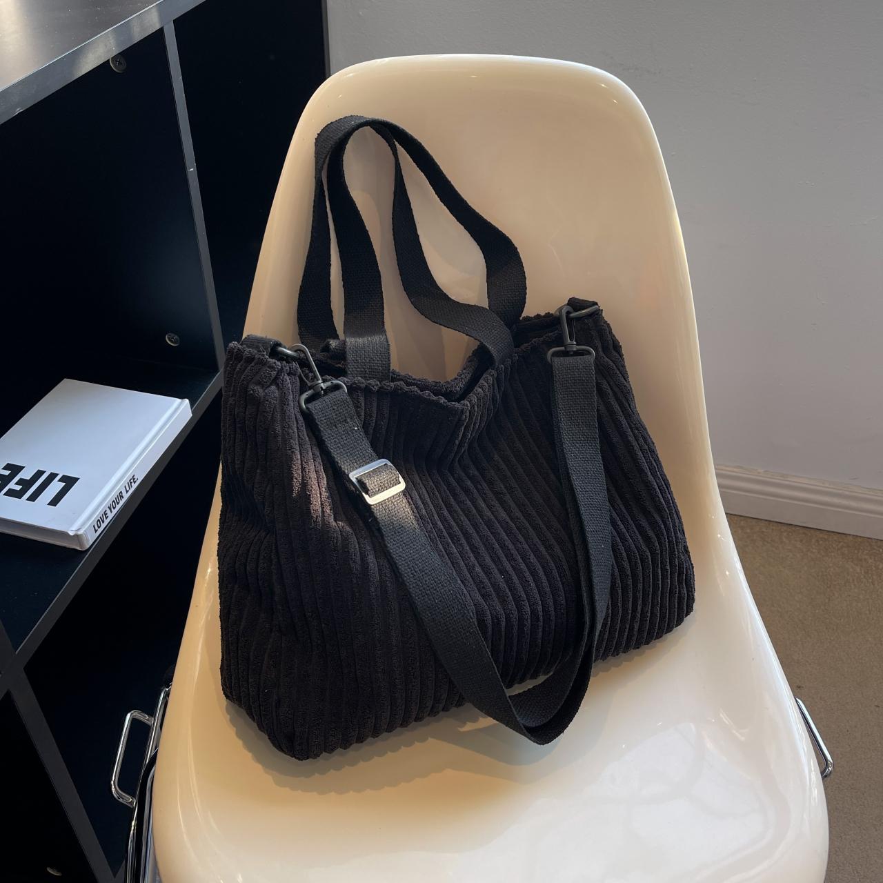 

Мягкая, пушистая, плюшевая сумка через плечо для девочек, женщин, студентов, новичков (30cm<Max Length<50cm)