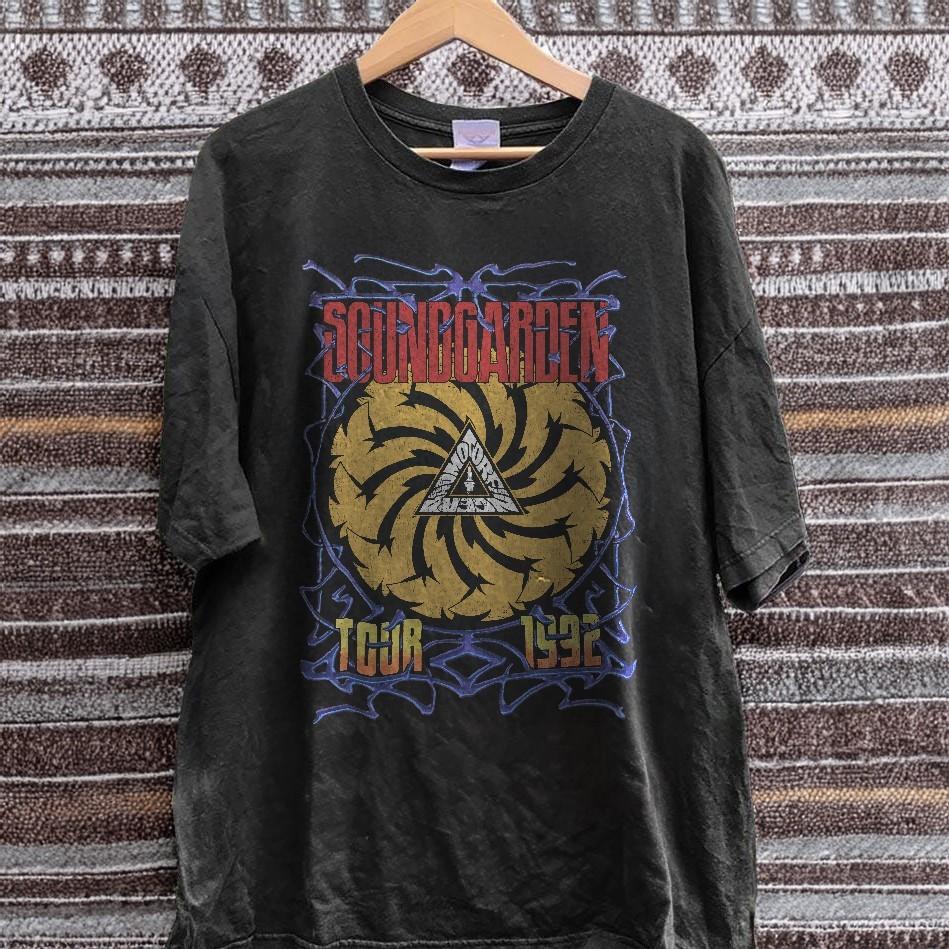 Soundgarden Tour T-Shirt Basic Style 90s Grunge Rock Band Graphic Tee Unisex T XXXL