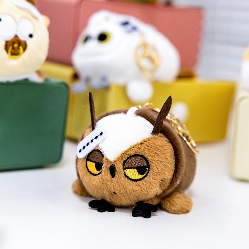 Snow Leopard Earphone Case & Plush Backpack Charm Set: Quirky Duck & Cute Cow Keychain