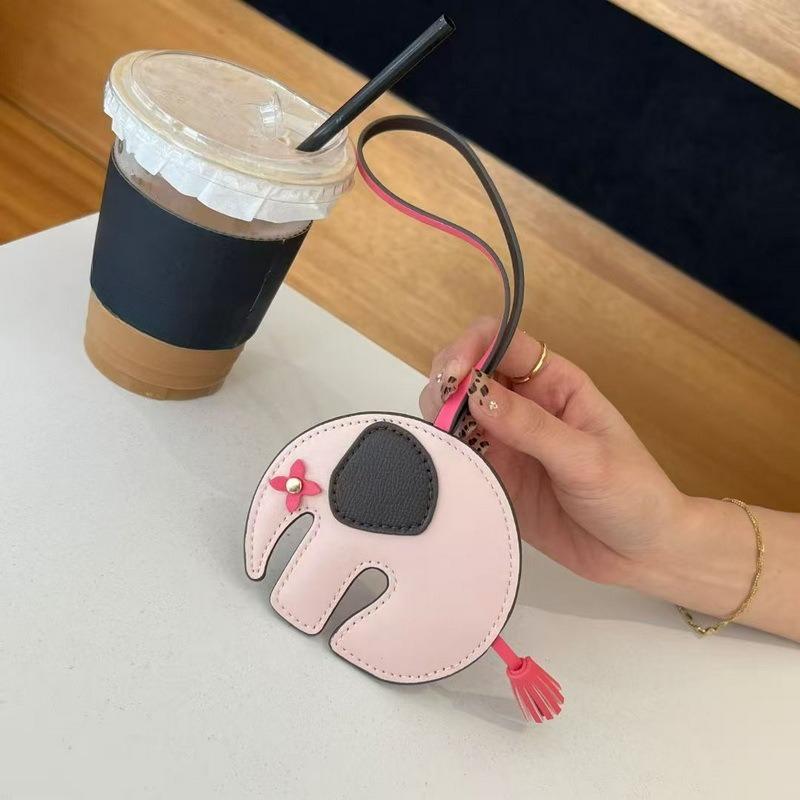 New Color Matching Cute Baby Elephant Elephant Bag Small Holding Decoration Exquisite Cartoon Pendant