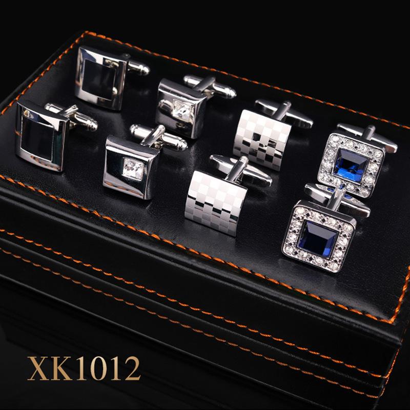 Čtyřdílná dárková sada: Manžetové knoflíčky a spona na kravatu Zlatá Stříbrná Manžetové knoflíčky Knoflíčky do rukávů Spona na kravatu Francouzská košile