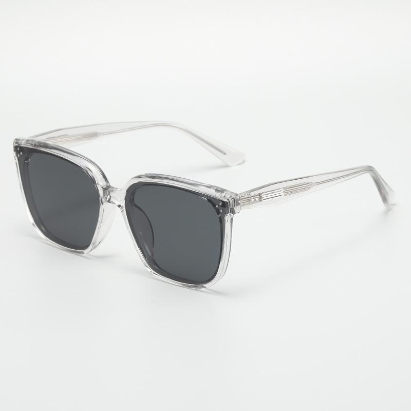 2242GM Trendy Polarized Sunglasses: Celebrity Style, UV Protection, Ideal for Driving