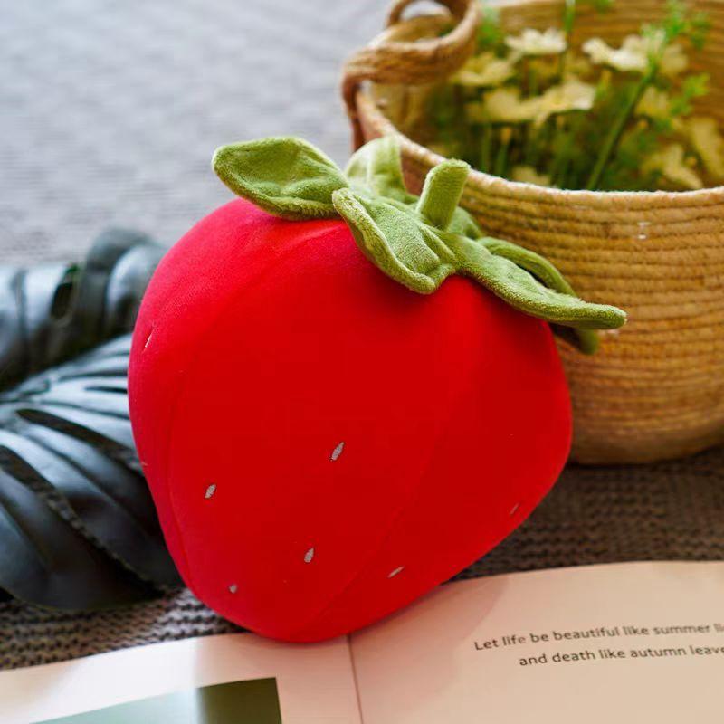 New Creative Strawberry Fruit Pillow Pink Cute Girl Heart Plush Toy for Children's Birthday Gift Doll