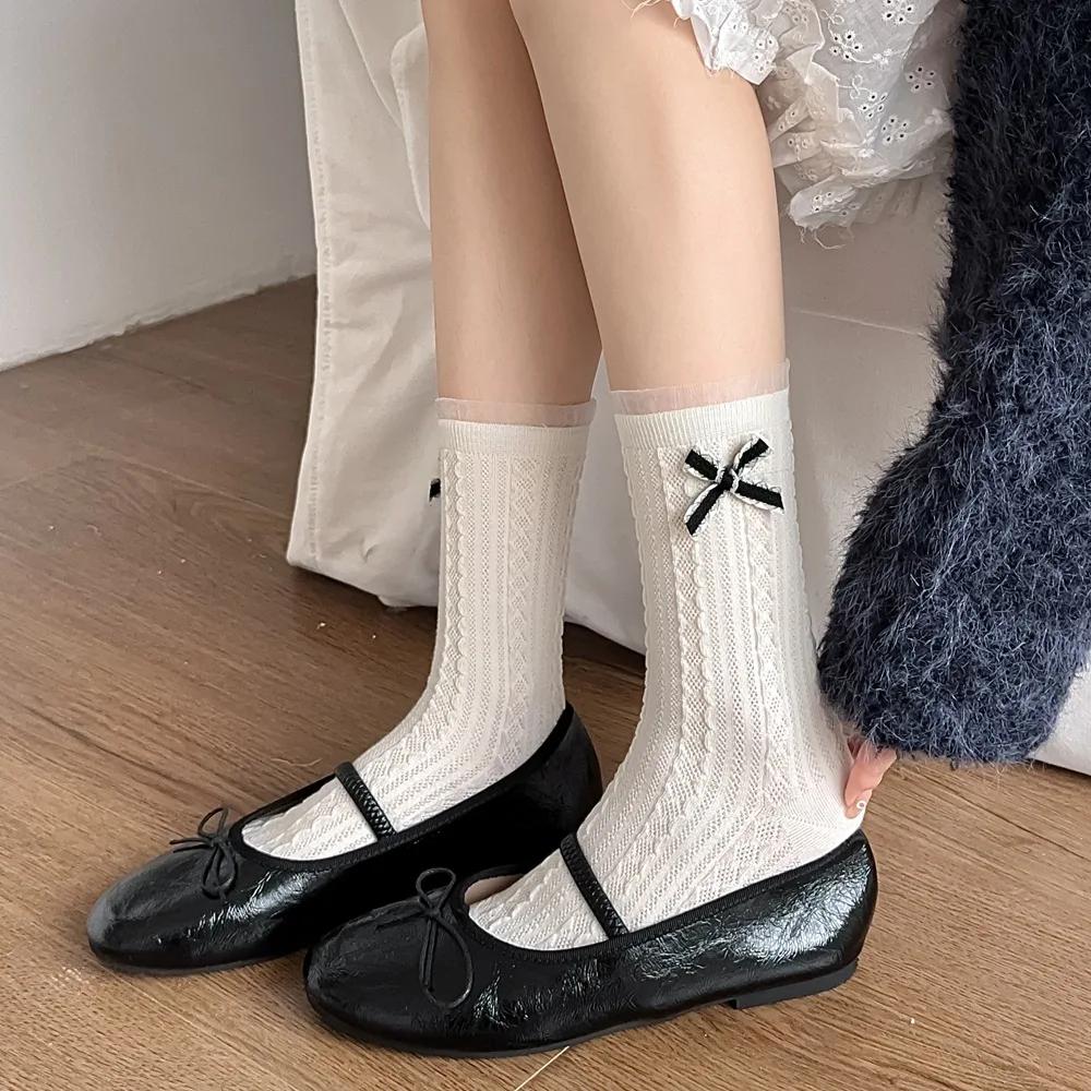 Polka Dot Socks Women Cute Bow Lolita Sweet Girls Lolita Kawaii Lace Ruffle Socks JK Japanese Style Girls Black White Long Socks
