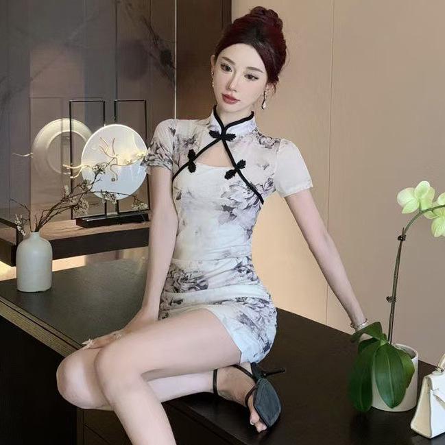 Petite Summer Cheongsam: Sexy Printed Mini Dress with Hollow Pleats & Button-Up Design