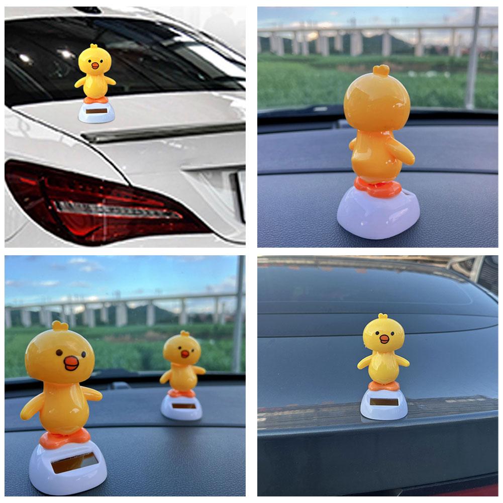 Solar Powered Swinging Chicken Car Dashboard Decoration Creative Cartoon Accessories Gift Interior Doll Car Q8E0