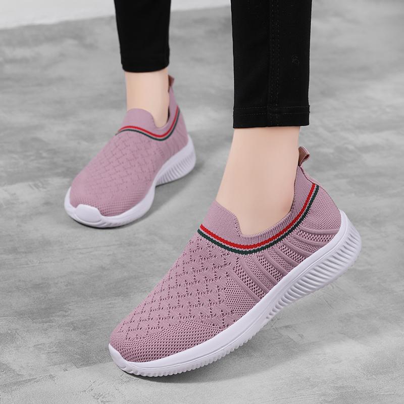 pump trainers womens