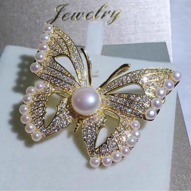 Sparkling Diamond Butterfly Pearl Brooch Elegant Corsage Pendant Pin  Accessories